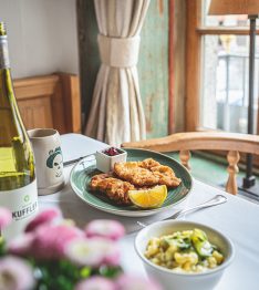 callwey-zu-gast-oktoberfest-wiesn-wiener-schnitzel